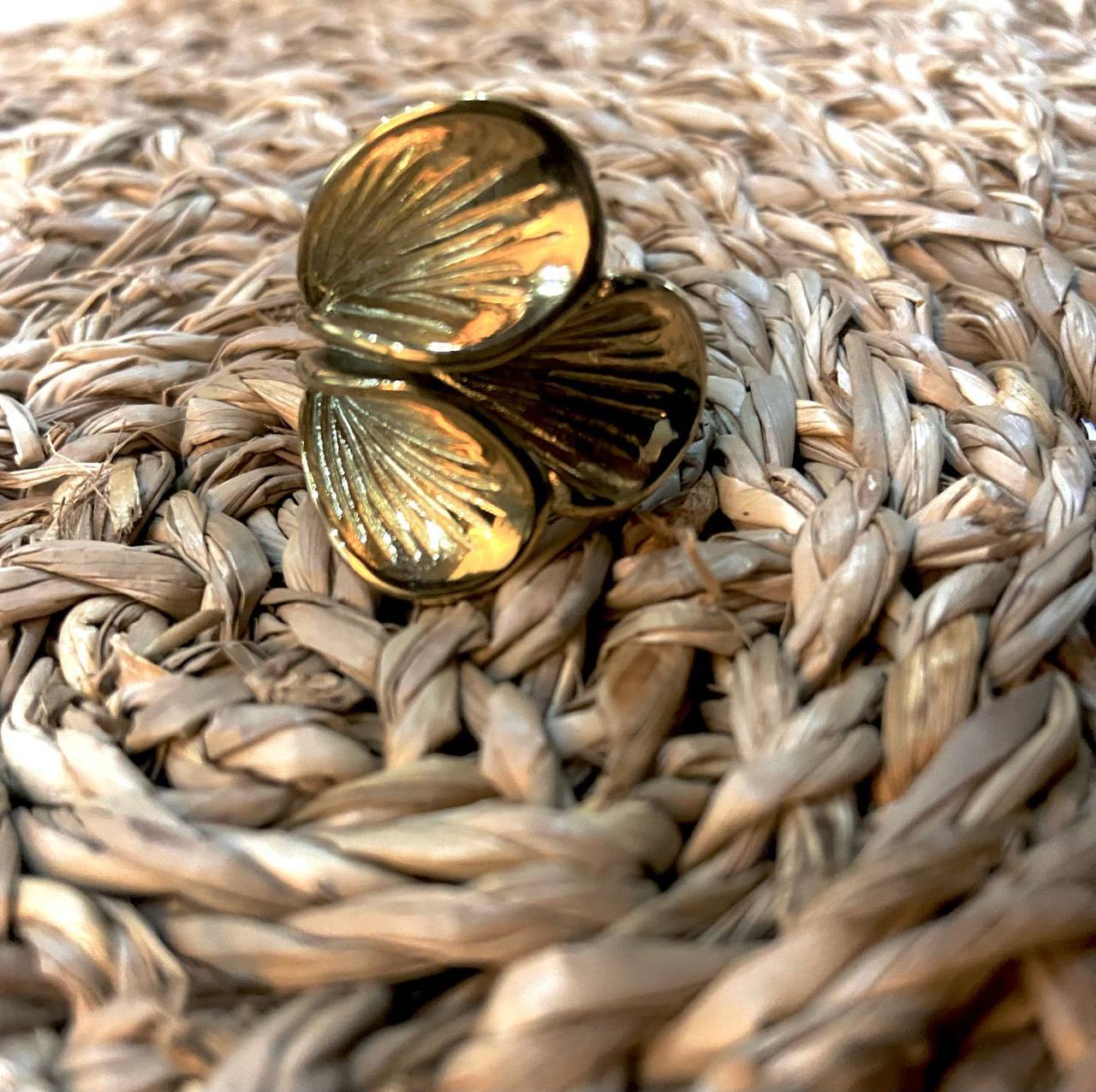Anillo flor