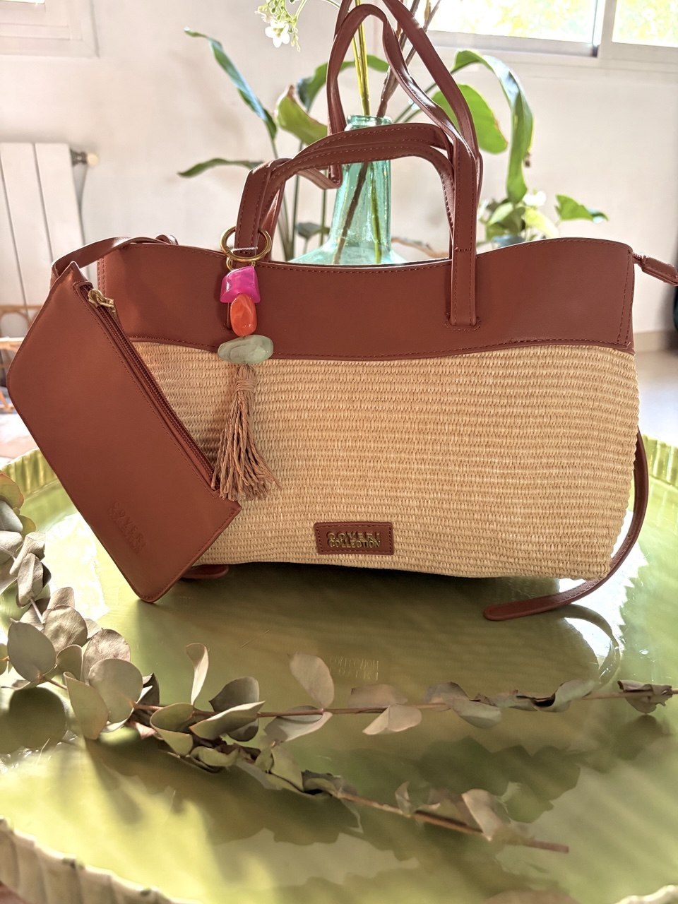 Bolso camel con borla